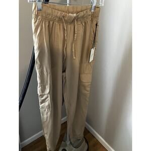 Japna Beige Cargo Pants Size small Women's/juniors